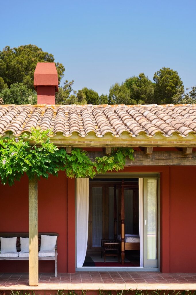 casa-montras-entrada-dormitorio-turll-sorensen