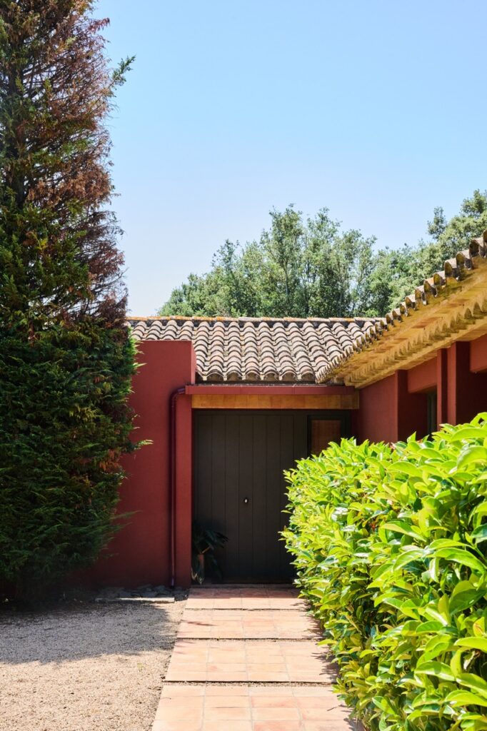 casa-montras-entrada-turull-sorensen