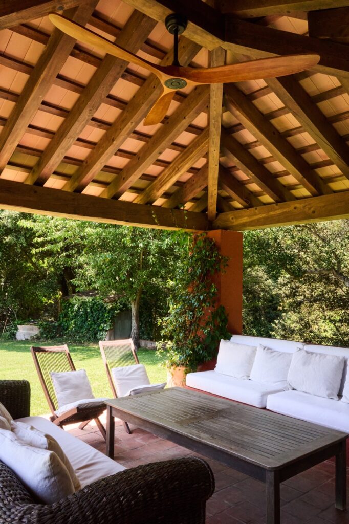 casa-montras-sofas-porche-turll-sorensen