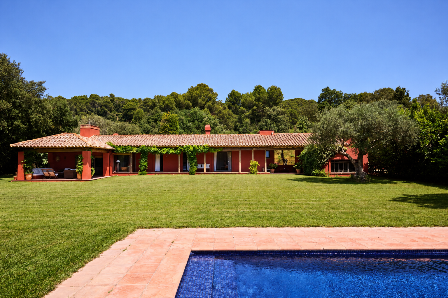 casa-montras-turull-sorensen